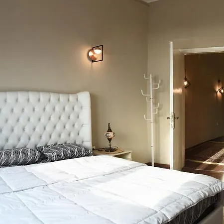 Apartment Golden Sea View - Old Town