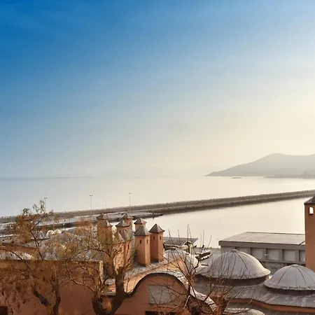 Golden Sea View - Old Town Apartman Kavála