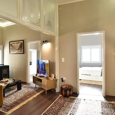 Golden Sea View - Old Town Apartment *
